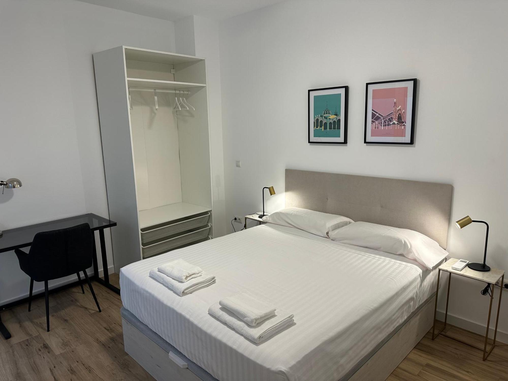 Valdeolivas Suites Valencia Bagian luar foto