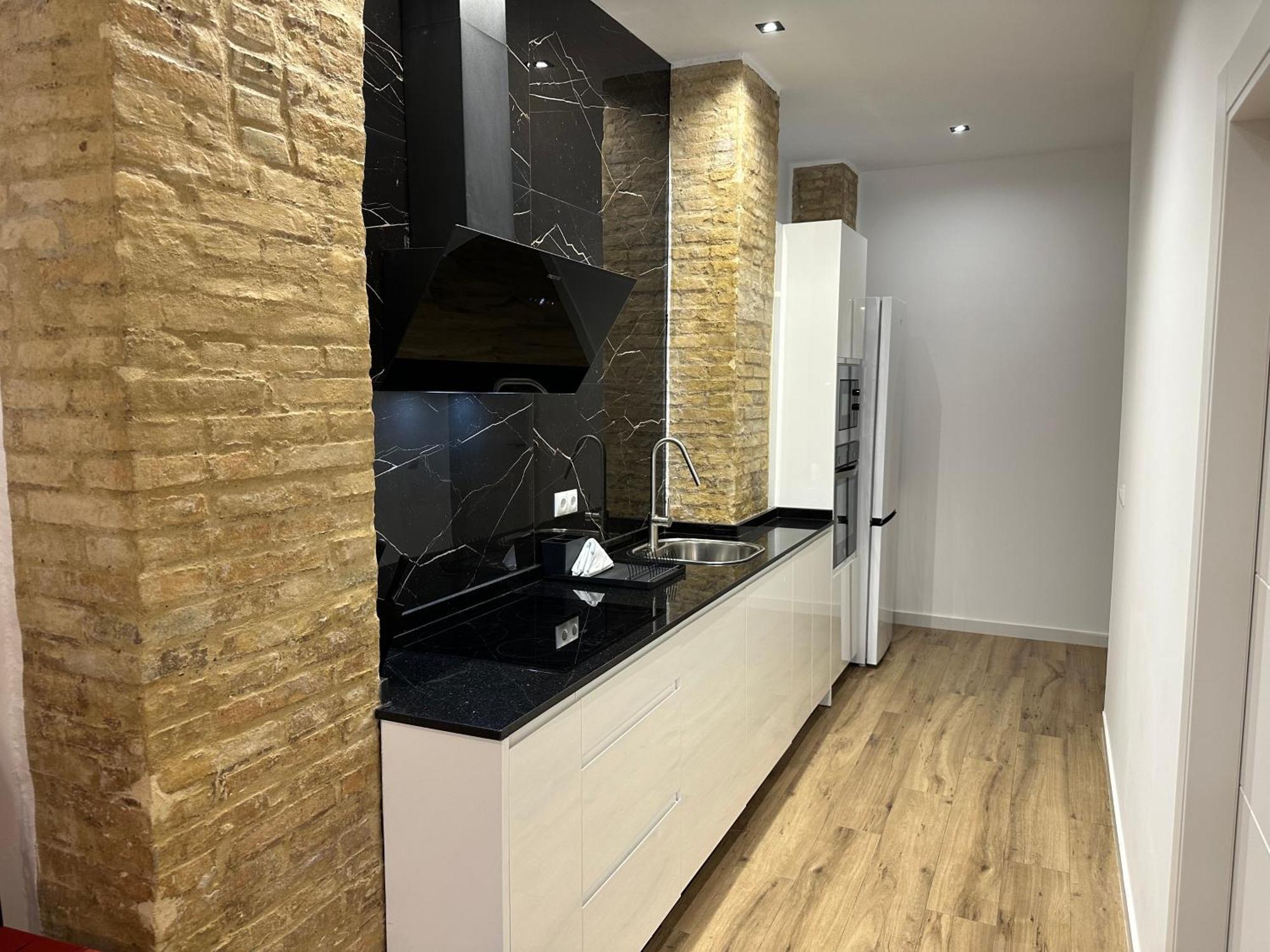 Valdeolivas Suites Valencia Bagian luar foto