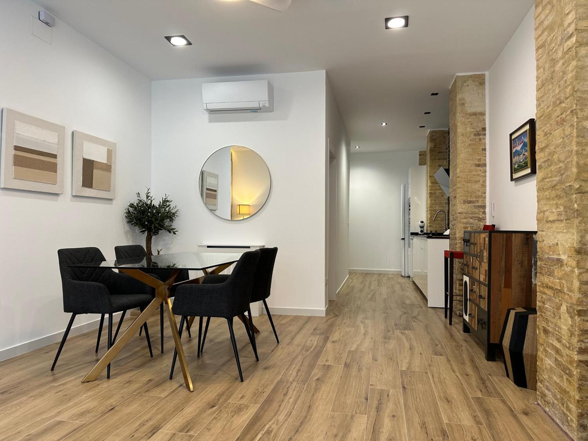 Valdeolivas Suites Valencia Bagian luar foto